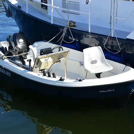 بوتيل Hausboot Marien *